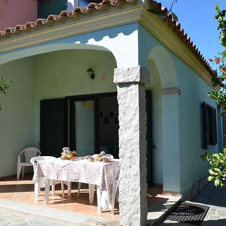 Iss Travel, La Padula - Apartments With Private Veranda And Parking Сан Теодоро Екстериор снимка