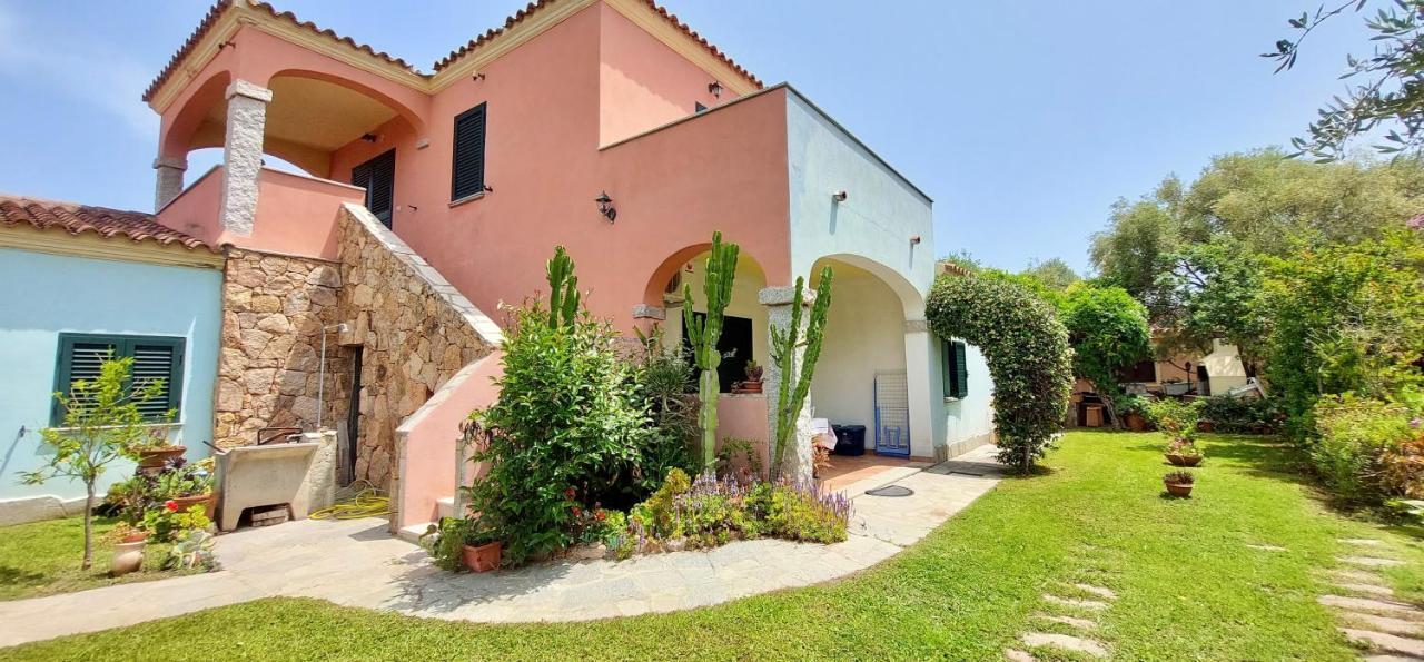 Iss Travel, La Padula - Apartments With Private Veranda And Parking Сан Теодоро Екстериор снимка