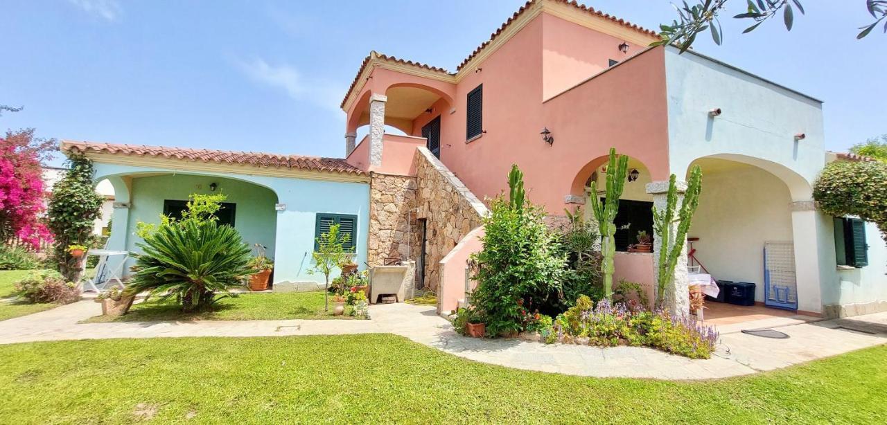 Iss Travel, La Padula - Apartments With Private Veranda And Parking Сан Теодоро Екстериор снимка
